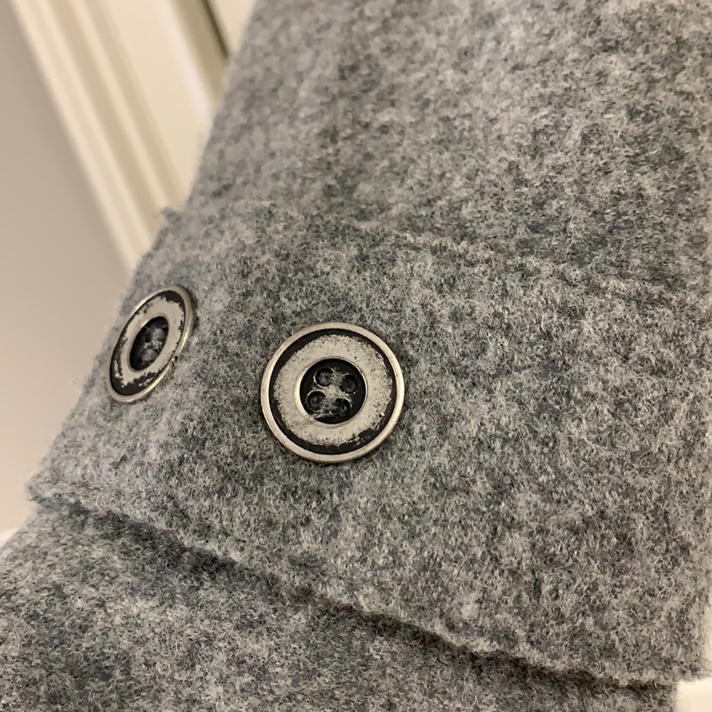Jacket - Picture 2 of 3